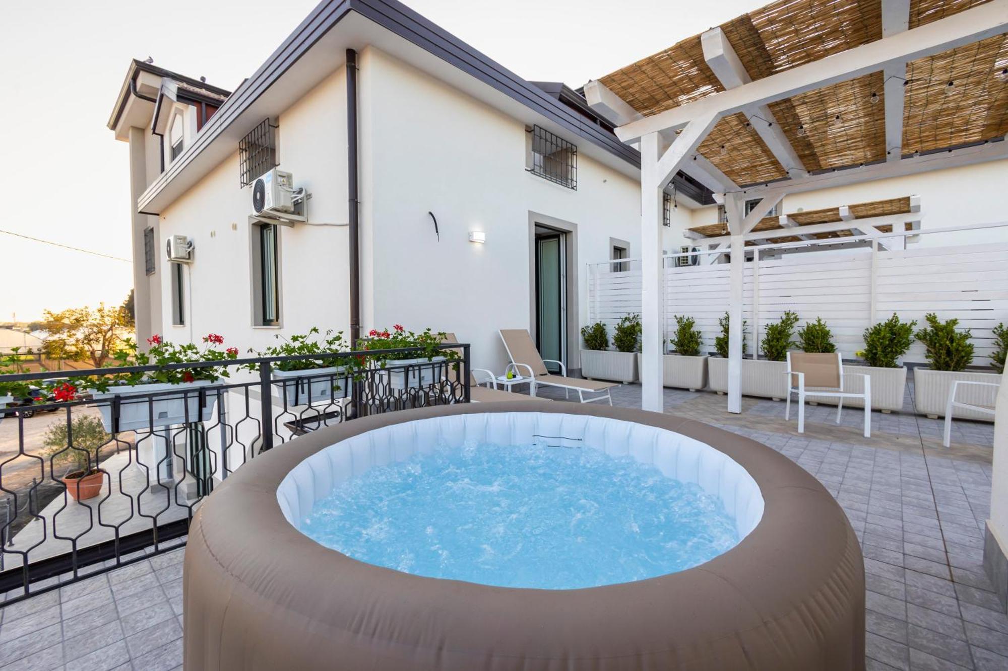 Cientopera Suite Rooms Pontecagnano Exterior photo