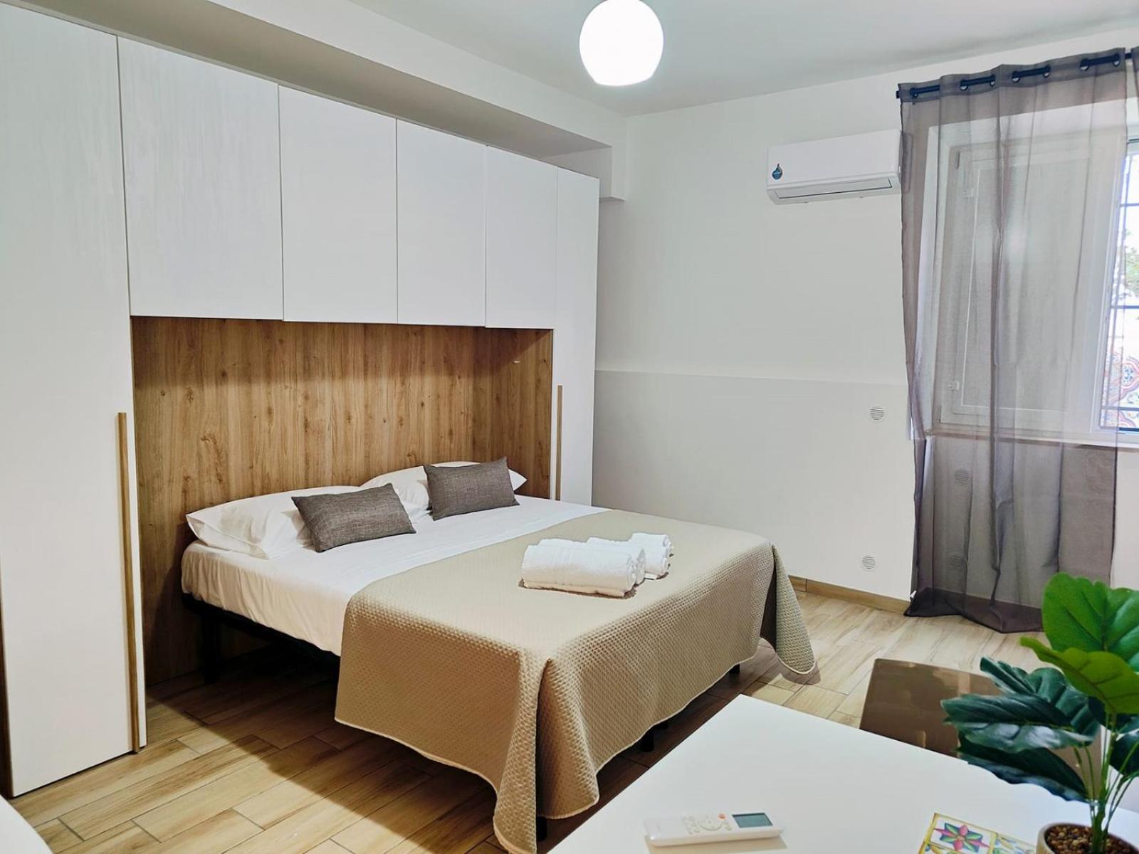 Cientopera Suite Rooms Pontecagnano Exterior photo